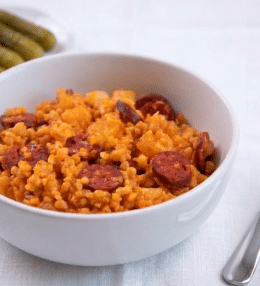 Cuș-cuș păstoresc cu cartofi și cârnați